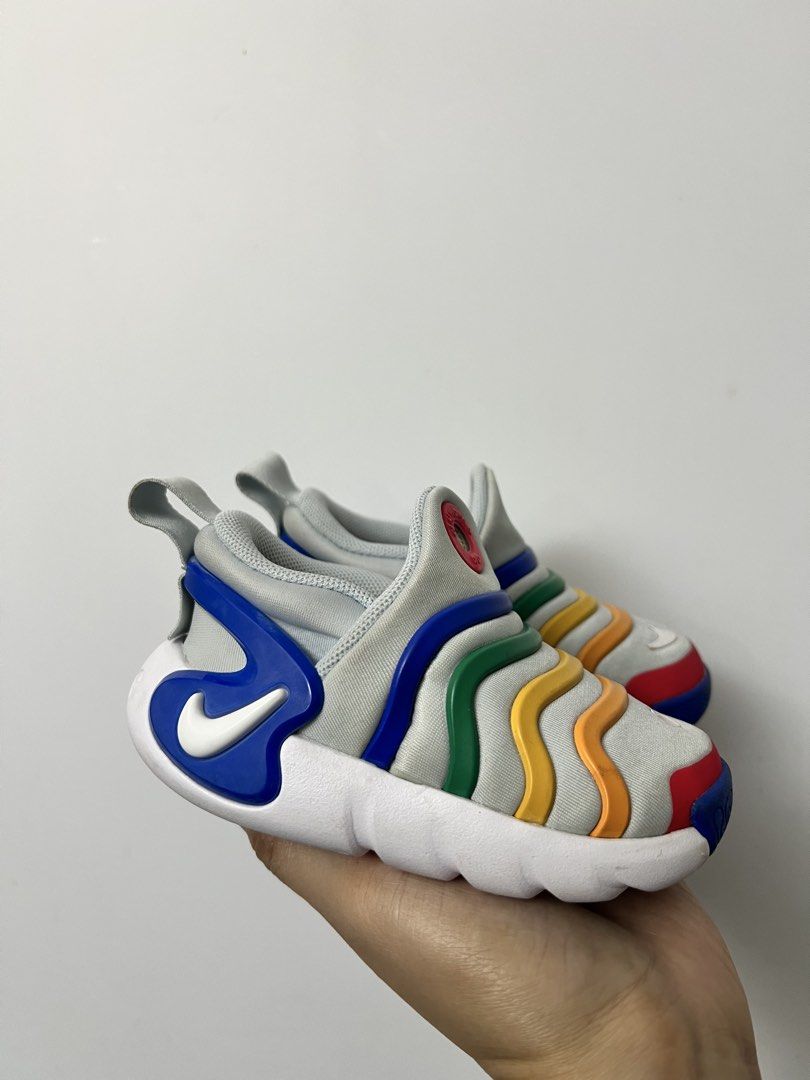 Nike dynamo go 5c 11cm for 1 yr old (Category: Babies & Kids Fashion) located in Mandaluyong City. Submitted by jjs_thrift_finds (Listing ID 1461317636, Image 1). Description: Excellent condition 5c / 11 cm Unisex with box.