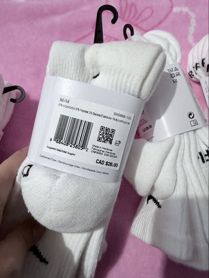 NIKE Everyday Plus Socks (Category: Announcements) located in Porac. Submitted by chiaseed03 (Listing ID 1461273099, Image 2). Description: Nike Everyday Plus Socks Size: MM Brand New Original 3 pairs .