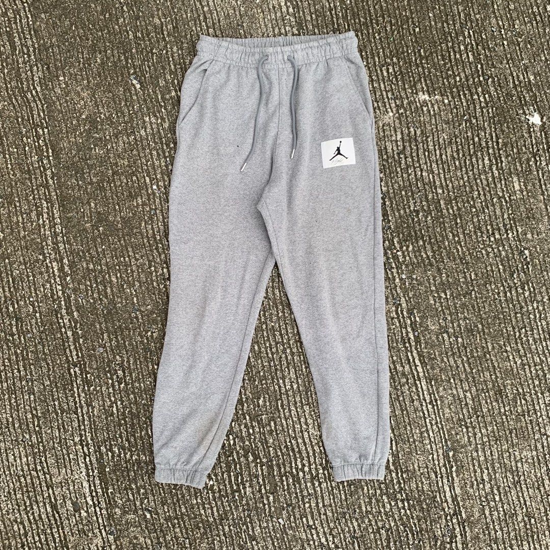 Nike Jordan Essentials Fleece Pants grey (Category: Joggers) located in Manila. Submitted by _thrift.clothes._ (Listing ID 1461323054, Image 2). Description: Size:Medium W:28-30 L:38.