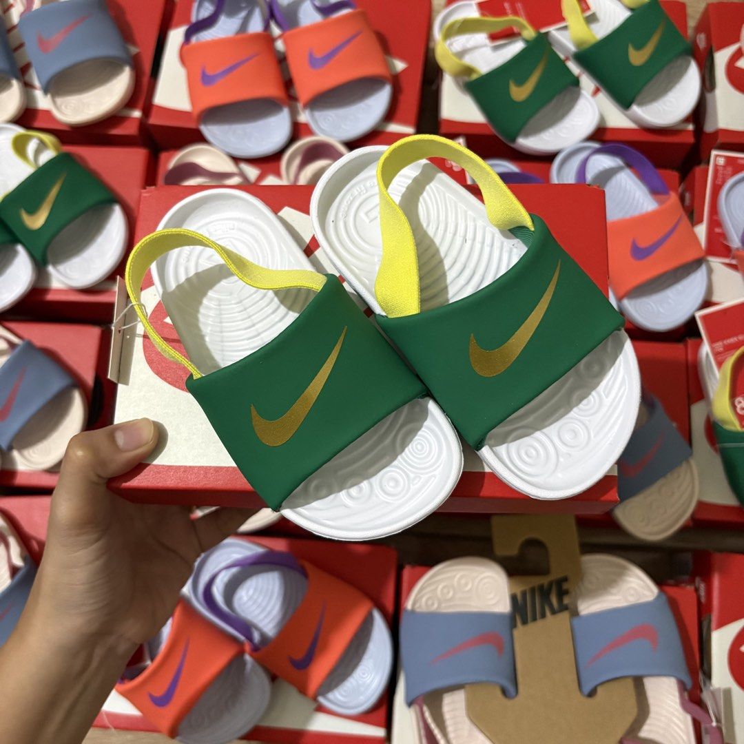 NIKE KAWA SLIDE (Category: Babies & Kids Fashion) located in Mandaluyong City. Submitted by alphafinds (Listing ID 1461252536, Image 3). Description: NIKE KAWA SLIDE • 100% Original Sizes: 6C/7C/8C/9C SRP: Php 1,195 Our price: Php 750 Location: Mandaluyong 📍 Ship via lalamove or JNT.