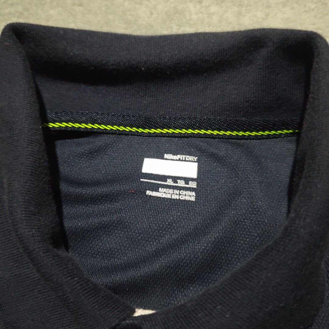 Nike Polo Shirt (Category: Tshirts & Polo Shirts ) located in Dagupan City. Submitted by johnny.flips (Listing ID 1461242171, Image 2). Description: 22W 27L cotton tela excellent condition.
