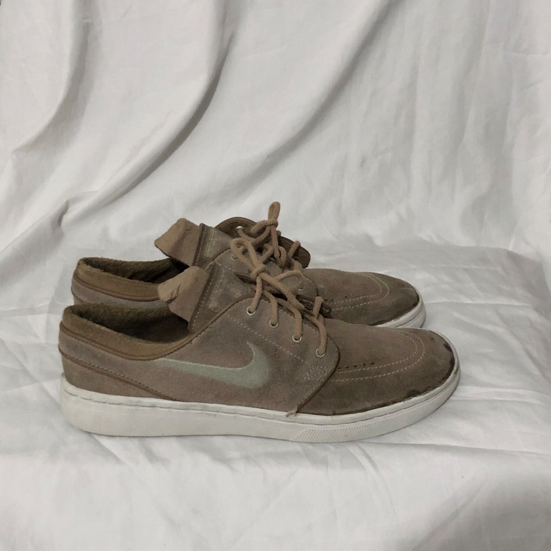 Nike SB Stefan Janoski khaki (Category: Sneakers) located in Cebu City. Submitted by dwightmendozasr (Listing ID 1461129067, Image 2). Description: Nike SB Stefan Janoski khaki size 9.0 men, 42.0 euro, best fit size 8.0 men for your daily beaters -replacement sole , excess glue Php 350.00 + shipping fee Code: SHOES0104.