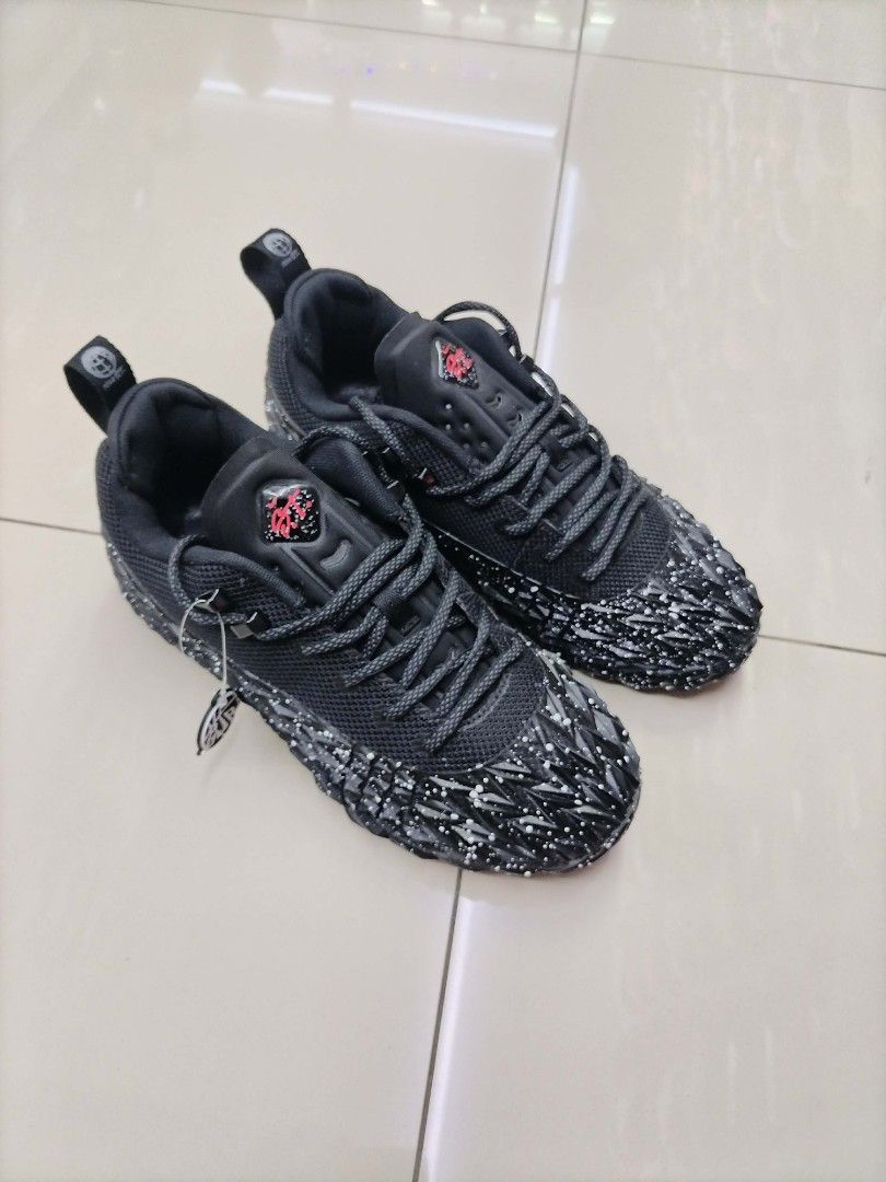 Nike S.T Charge 🥷🎱🛒 (Category: Sneakers) located in Manila. Submitted by josier_181 (Listing ID 1461298249, Image 2). Description: Available now Ma'am/Sir Pm for more details Your order via lalamove COD or GCASH payment. Kung anong nasa post ko po yun po mismo ang dadating na item sa inyo 💯 Good quality and condition Thank you and God bless Womens Size Guide 5US - 36 EU/FR - 22CM 6US - 37 EU/FR - 23CM 6.5US - 37.5 EU/FR - 23.5CM 7US - 38 EU/F