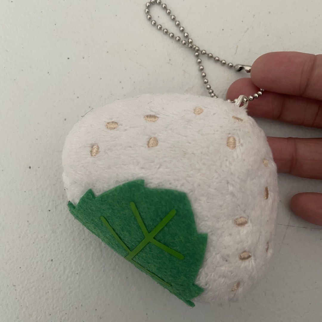 Nikorino Onigiri Keychain Plush (Category: Plushies & Soft Toys) located in Butuan. Submitted by paperlueur (Listing ID 1461238868, Image 2). Description: .