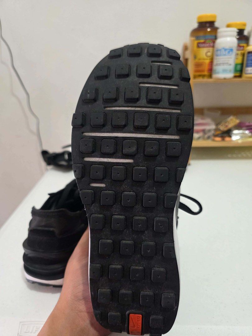 Nike waffle One DA7995-001 (Category: Casual Shoes) located in Manila. Submitted by mark.b_rabbit (Listing ID 1461293842, Image 3). Description: - Used trice - Good as new - Original - price negotiable for sure buyer.