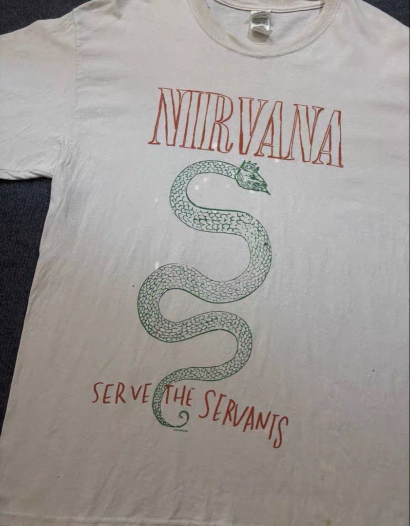 Nirvana Serve The Servants （分類：T-shirt、恤衫、有領衫）位於 Hong Kong。 由 bpaul8 提交（商品編號 1461222569，圖片 2）。簡介： Nirvana Serve The Servants band tee Gildan Heavy Cotton 50x2 / 70。