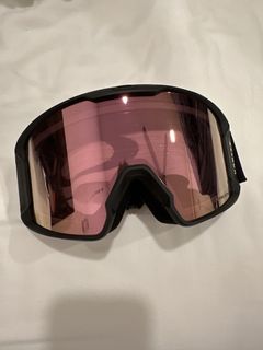 (Category: ) located in . Submitted by woodsmiths.sg (Listing ID 1461144957, Image 1). Description: .