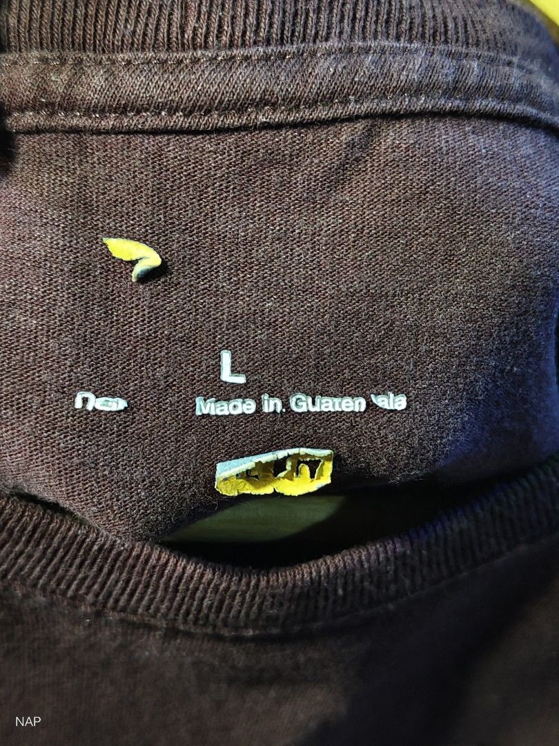 CARHARTT (Category: Coats, Jackets and Outerwear) located in Bayugan. Submitted by boss_rej (Listing ID 1461246486, Image 3). Description: .