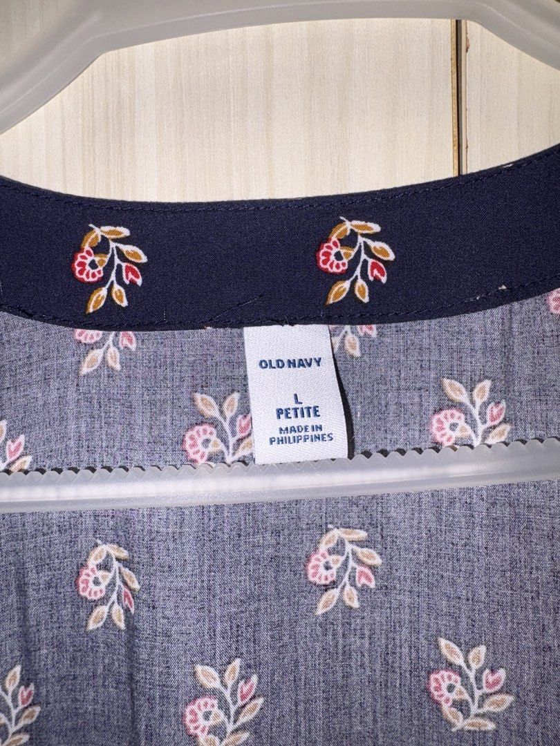 Old Navy Wrap-Around Dress (Category: Dresses) located in Antipolo. Submitted by maiplus (Listing ID 1461284681, Image 3). Description: Old Navy Size L petite (fits M-L body frame) used once only 📍Antipolo City.