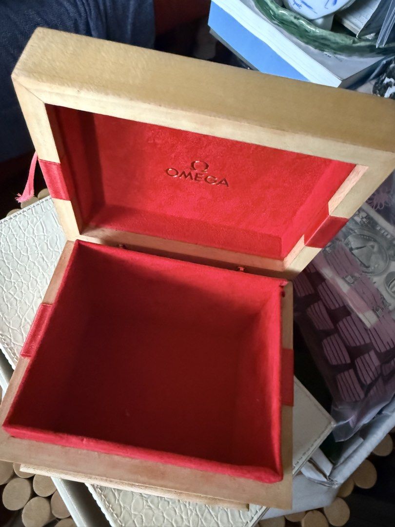 Omega Watch Box (Category: Luxury Watches) located in Pasig City. Submitted by fashion_alpha (Listing ID 1461177094, Image 3). Description: .