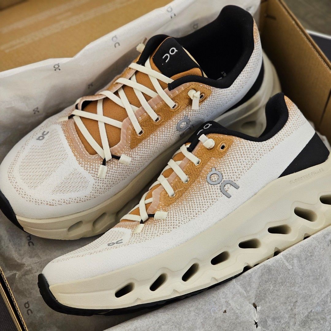 ON Cloudtilt Ivory Almond (Category: Sneakers) located in Tagaytay City. Submitted by unboxd.it (Listing ID 1461300986, Image 3). Description: unboxd.it ARCHIVE SALE 📦 ON Cloudtilt Ivory Almond Sizes: 7.5 US W | 24.5 cm 9 US W | 26 cm Complete with OG box P9,000 ONLY — FIRM NO RESERVATIONS. FIRST TO PAY GETS IT. 💰.