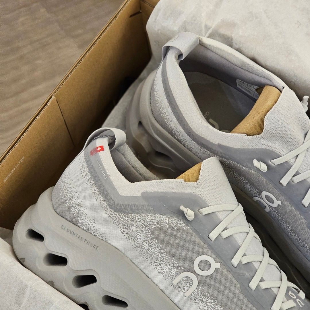 ON Cloudtilt Moon Glacier Alloy (Category: Sneakers) located in Tagaytay City. Submitted by unboxd.it (Listing ID 1461302113, Image 2). Description: unboxd.it ARCHIVE SALE 📦 ON Cloudtilt Moon Glacier Alloy Sizes: 9.5 US M | 27 cm Complete with OG box P10,500 ONLY — FIRM NO RESERVATIONS. FIRST TO PAY GETS IT. 💰.