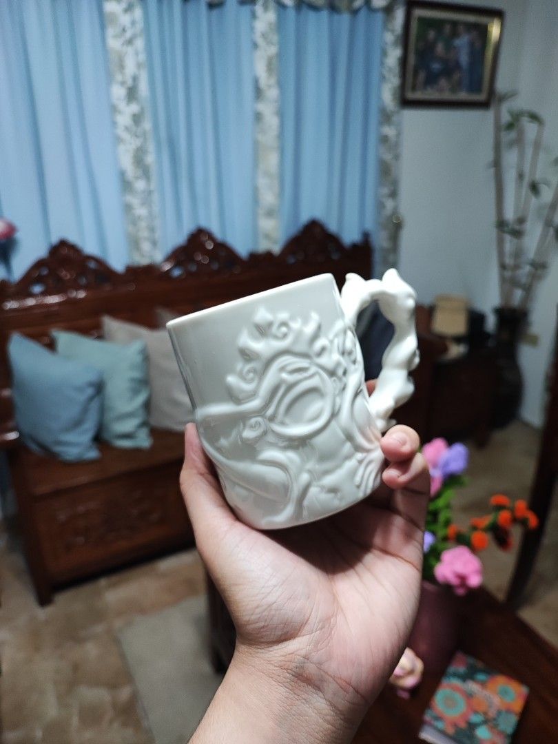 One Piece Luffy Gear 5 embossed (Category: Coffee & Tea Tableware) located in Silang. Submitted by papus17 (Listing ID 1461252081, Image 2). Description: - One piece white ceramic mug - One piece lover! - Luffy GEAR 5 handle - New!! Not used. .