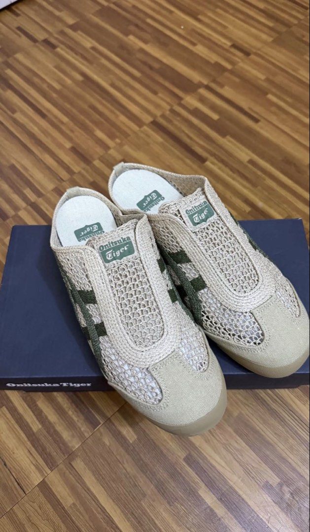 Onitsuka Mexico 66 Sabot (Category: Slippers and slides) located in Manila. Submitted by iamcv8 (Listing ID 1461248867, Image 1). Description: Selling Mexico 66 Sabot Beige/Green Good as new Once lang po na use No issue Bought for 9k ar SM MOA Rfs: decluttering.