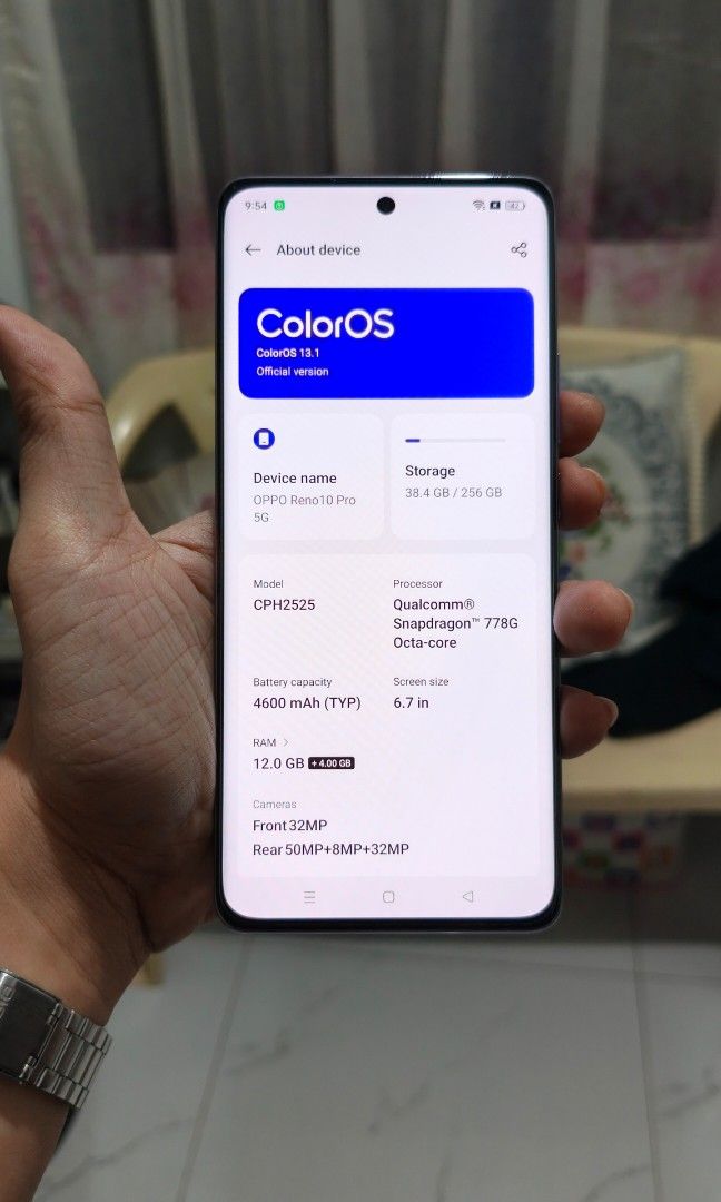 Oppo Reno 10 Pro 5G (Category: OPPO) located in Manila. Submitted by pandicocoo (Listing ID 1461268110, Image 1). Description: Condition: 10/10 (Brand New / Open Box test-check lang, smooth na smooth, no scratches, zero issues) * Status: Kaka-unbox lang, test check unit, fully operational, 100% smooth. * Inclusions: Complete original box, original 80W SUPERVOOC fast charger, Type-C cable, SIM ejector, manual, and free clear case. * Color: Glossy 