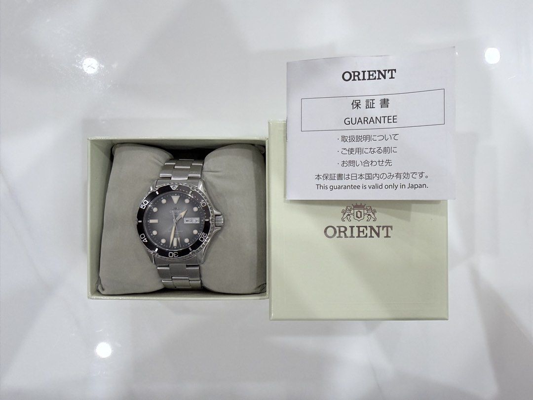 Orient Kamasu 2 JDM Automatic Dive Watch (Category: Men's Watches) located in Quezon City. Submitted by happyquailegg (Listing ID 1461288964, Image 2). Description: Orient Kamasu II -Ref. RA-AA0810N -pre owned in good condition -JDM Version -Automatic Watch -Gradient Black/Gray Dial -Day and Date -Sapphire Glass Crystal -41.8mm case diameter Complete Links, watch, box and paper ₱8,800 FIXED! Pick up Location: Alta Vista Homes, Reparo Road Calooca