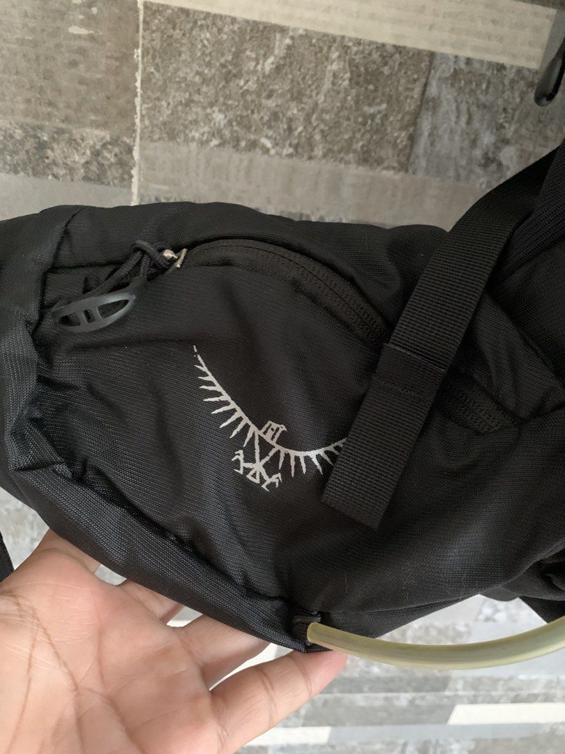 Osprey Kestrel 38l (Category: Backpacks) located in Cagayan de Oro. Submitted by densho69 (Listing ID 1461320217, Image 3). Description: Like new No rain cover Volume Capacity: 38 Liters (M/L, L/XL) or 36 Liters (S/M). Dimensions: Approximately 79H x 34W x 28D cm. Weight: Around 1.42 kg to 1.9 kg depending on the specific sizing generation. Recommended Load Range: 20 to 40 lbs (9 to 18 kg)..