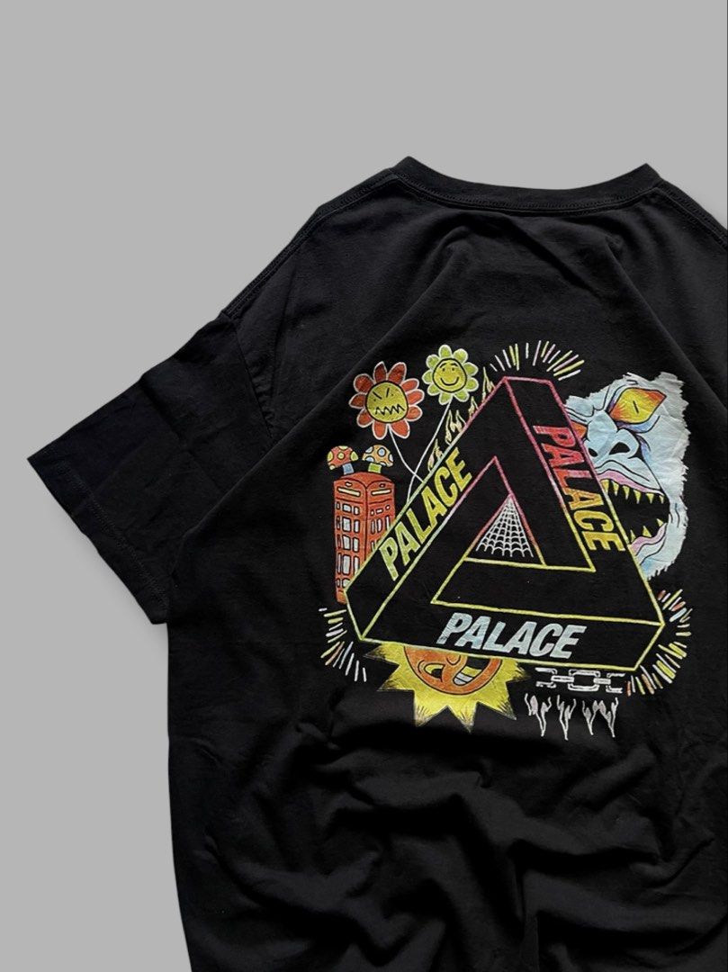 Palace (Category: Activewear) located in Cebu City. Submitted by dip.thrift (Listing ID 1461213206, Image 3). Description: ▫️Missing Tags ▫️XL (24x30) ▫️Issue: None ▫️Color Rate: 10/10 ▫️Condition: 10/10.