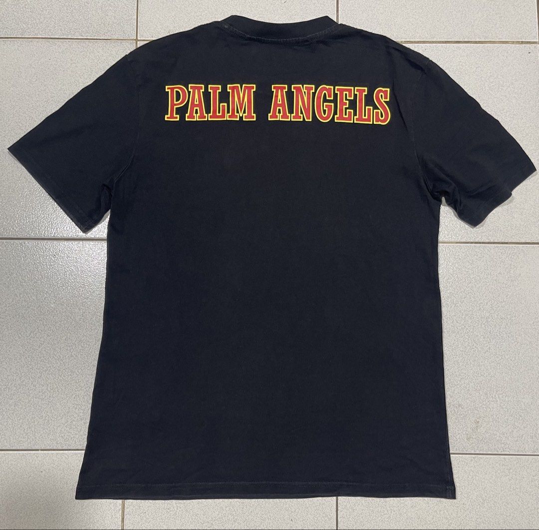 Palm Angels Tshirt (Category: Tshirts & Polo Shirts ) located in Mandaue City. Submitted by MJ_80 (Listing ID 1461196622, Image 2). Description: Palm Angels Tshirt Size XS Dimes: 19 X 27 See photos for measurements Color rate & Condition: 9.9/10 Price: 1,000.