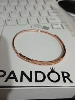 (Category: ) located in . Submitted by mycloset2025 (Listing ID 1461296468, Image 1). Description: .