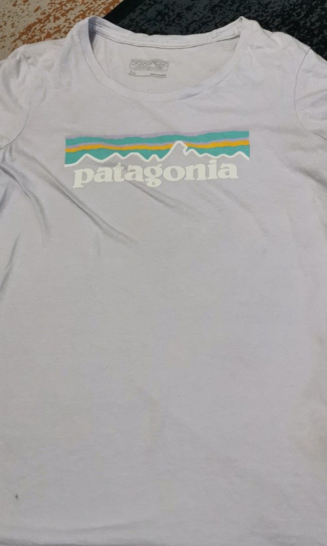Patagonia shirt (Category: Shirts) located in San Jose. Submitted by thrift_ni_sir (Listing ID 1461263117, Image 1). Description: Slightly used MOP gcash MOD j&t Add shipping fee.