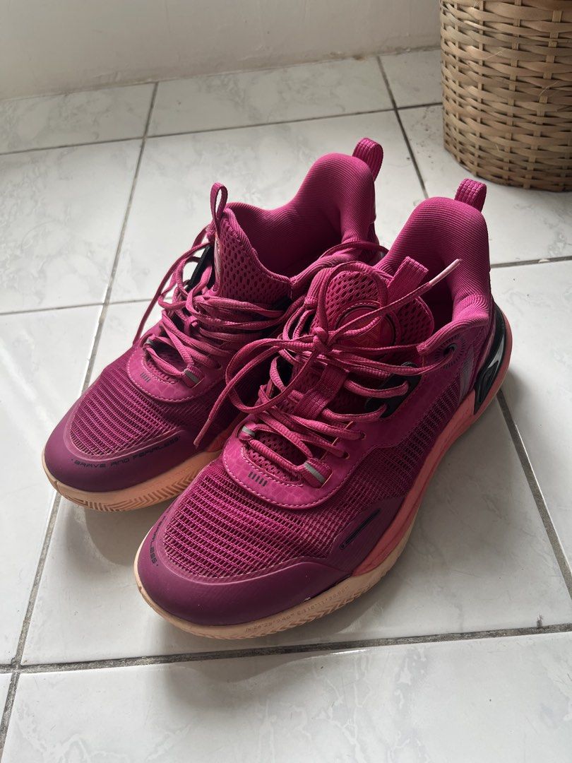 PEAK Basketball Shoes (Category: Sneakers) located in Quezon City. Submitted by mmgsa (Listing ID 1461159559, Image 1). Description: Basketball Shoes Brand: Peak / Hot Pink Size: 8US RFS: decluttering.