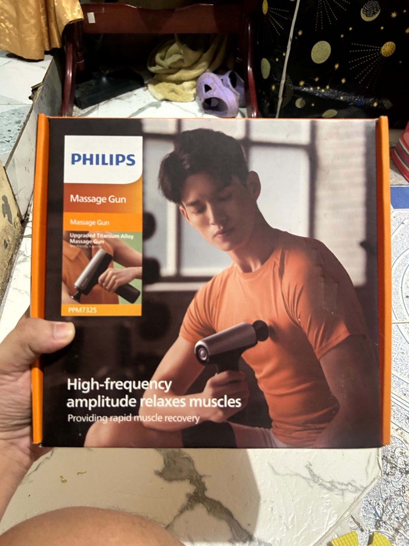 Philips Massage Gun PPM7325 |8mm (Category: Massage Devices) located in Quezon City. Submitted by cosmicwater_656106 (Listing ID 1461196072, Image 1). Description: No issue Good as new Only used 3 times RFS - Too big po and mabigat for my mother 2,400 Php Meet up only po.