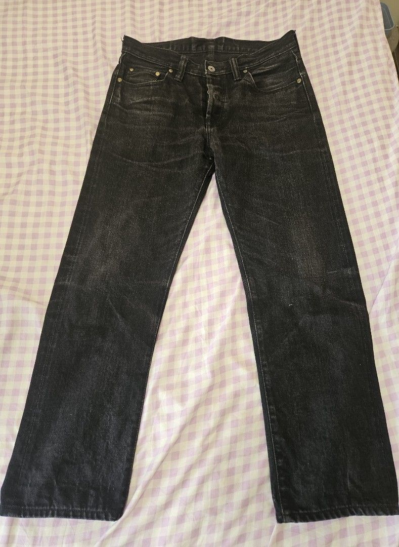 Piger Works 13.4BF Black Edition Jeans (Category: Jeans) located in Mandaluyong City. Submitted by reyerayo (Listing ID 1461181256, Image 3). Description: - Piger Works 13.4BF Black Edition black denim featuring 13.4 oz sanforized Burkina Faso cotton. sz 32 5S model ( slim straight) actual waist 34.5 inches 7 & 3/4 inches leg opening hemmed at 38.5 inches .