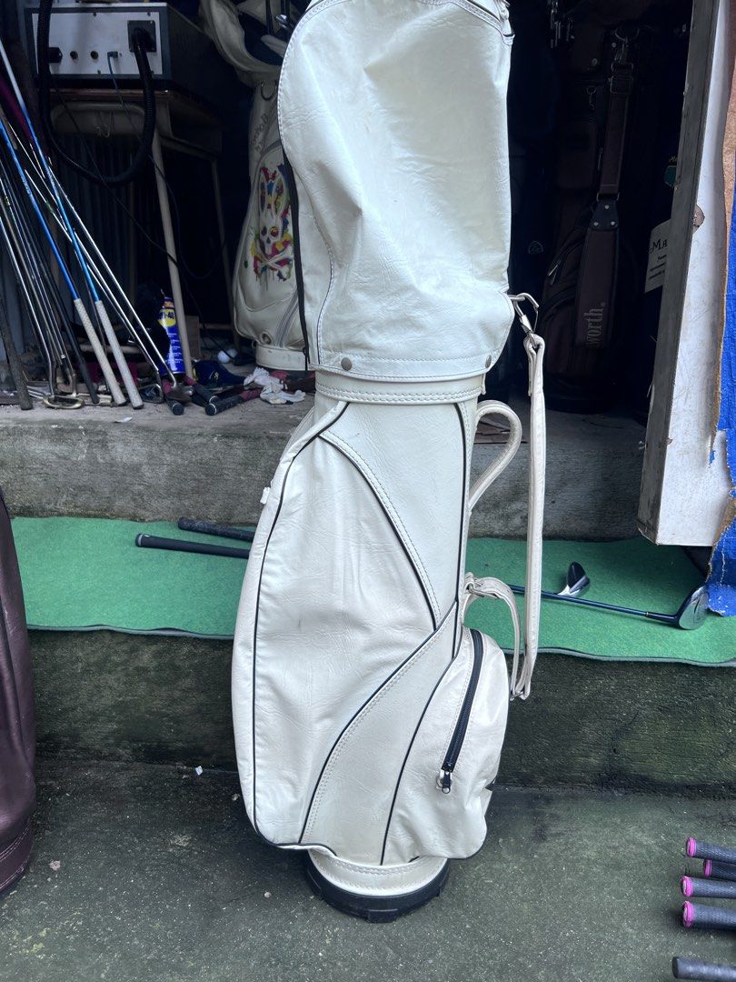 Ping Leather Golf bag (Category: Golf) located in Manila. Submitted by horijapansurplus (Listing ID 1461160035, Image 3). Description: .