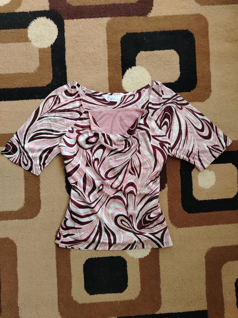 Pink beaded Paisley-pattern cow neck top (Category: Blouses) located in Panabo. Submitted by _elfiethreads (Listing ID 1461185678, Image 1). Description: Small-medium (minamal missing sequins).