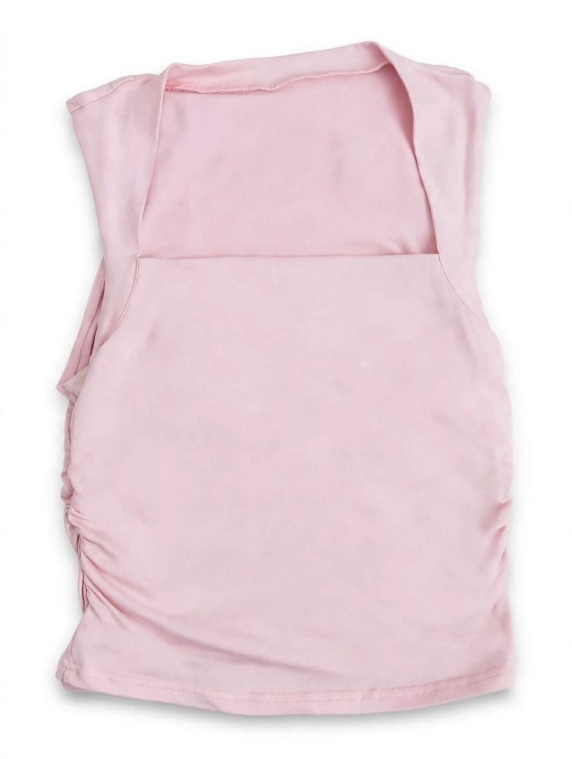 Pink Square Neck Tank Top#89 (Category: Sleeveless) located in Caloocan City. Submitted by outfitloop (Listing ID 1461195561, Image 2). Description: - Sleeveless design - Comfortable and casual - Great for layering or wearing on its own IMPORTANT: • 1st photo is an AI styling/model preview for reference on how the item may look when worn. • Please refer to the actual photos for the item’s true appearance and condition. • Color may slightly vary d
