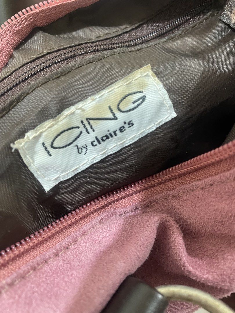 Pink Suede Shoulder Bag (Category: Shoulder Bags) located in Imus. Submitted by _catberry (Listing ID 1461188640, Image 2). Description: 🏷️ ₱350 - minimal flaws due to usage ❗️ feel free to msg if you have any questions/for more pictures 📍Imus, Cavite 💵 MoP: GCash only 🚚 MoD: Lalamove/GGX (buyer shoulders shipping fee).