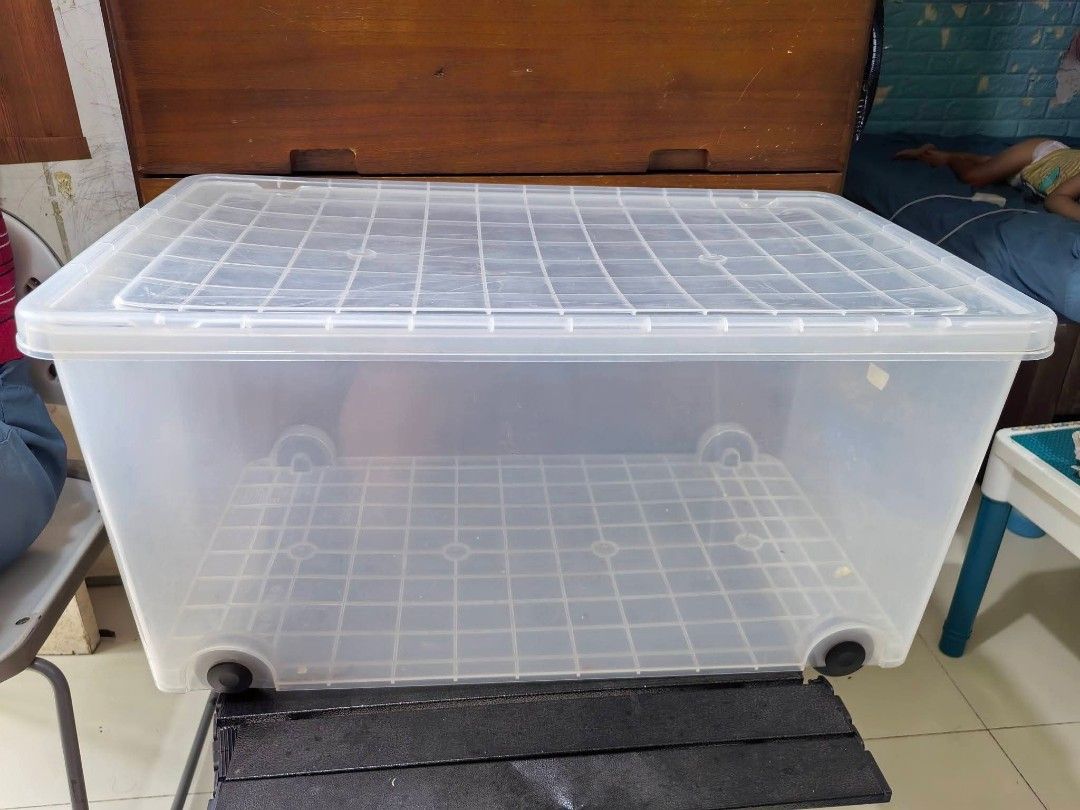 Plastic Storage Box With Wheels - Big Size (Category: Storage Boxes & Baskets) located in Cebu City. Submitted by dudes_villanueva (Listing ID 1461323714, Image 1). Description: Plastic Storage Box With Wheels - Big Size 📌 In excellent condition. L27xW17xH13 in.