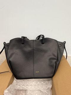 （分類：）位於 。 由 lmao9330 提交（商品編號 1461191890，圖片 1）。簡介： 。