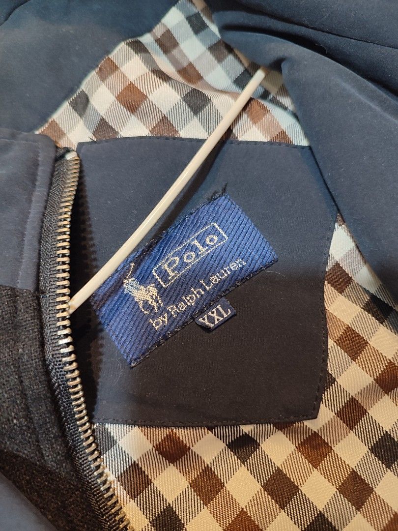 Polo by Ralph Lauren Men's Navy Jacket XXL (Category: Coats, Jackets and Outerwear) located in Manila. Submitted by momofunodos (Listing ID 1461237896, Image 3). Description: ALL ITEMS ARE PRE-LOVED ✅Bale source. ✅Ukay thrifted. ✅Manage your expectations these are ukay.( dont expect crispy as new) ✅ Colors may different in person due to camera lens and lights. ✅ There's a sign of usage in every item ✅ Small stain washable stain are normal in ukay