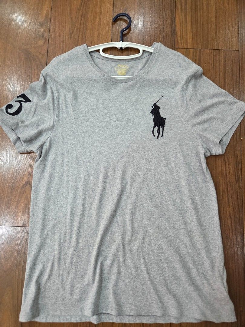 Polo Ralph Lauren (Category: Tshirts & Polo Shirts ) located in Quezon City. Submitted by ams_cz4a (Listing ID 1461143474, Image 1). Description: original polo ralph lauren tshirt size large slim fit.