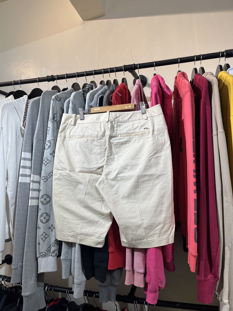 Polo Ralph Lauren - Golf (Category: Shorts) located in Lucban. Submitted by rep.rznt (Listing ID 1461270599, Image 2). Description: Size: 6 on tag Dimes: 32-33 width, 19 length, 8.5 hem.