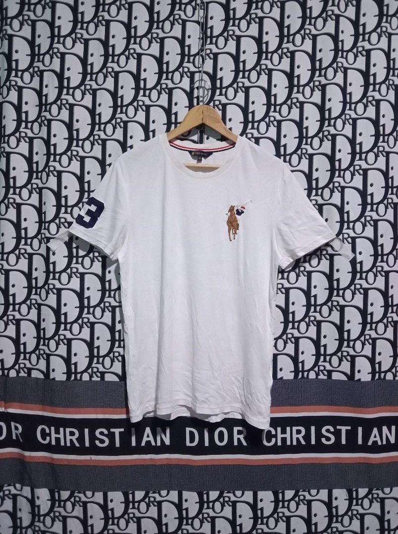 POLO SPORT (Category: Tshirts & Polo Shirts ) located in San Rafael. Submitted by temyongthriftv2 (Listing ID 1461247048, Image 1). Description: Excellent condition Almost new Makinis Large Dimes 21.5 x 28.5.