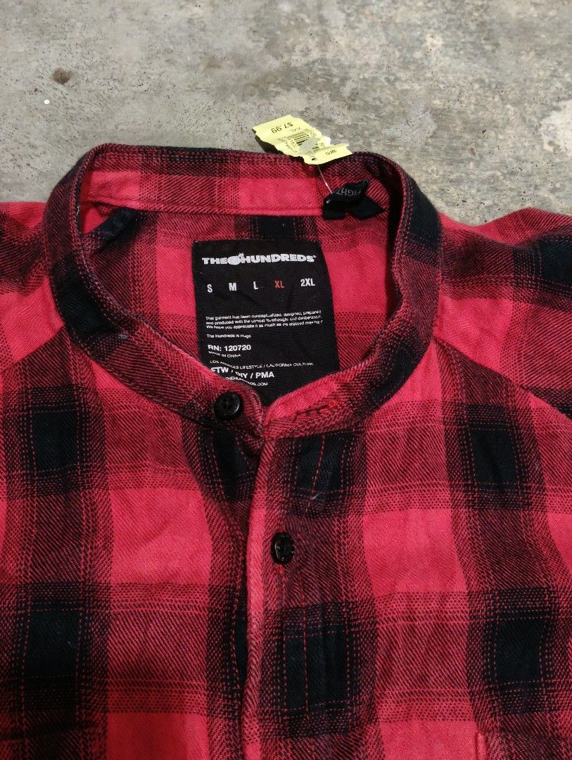 Polo the hundreds (Category: Activewear) located in Ajuy. Submitted by aljohndalumpines88 (Listing ID 1461187114, Image 2). Description: the hundreds flannel no issue.