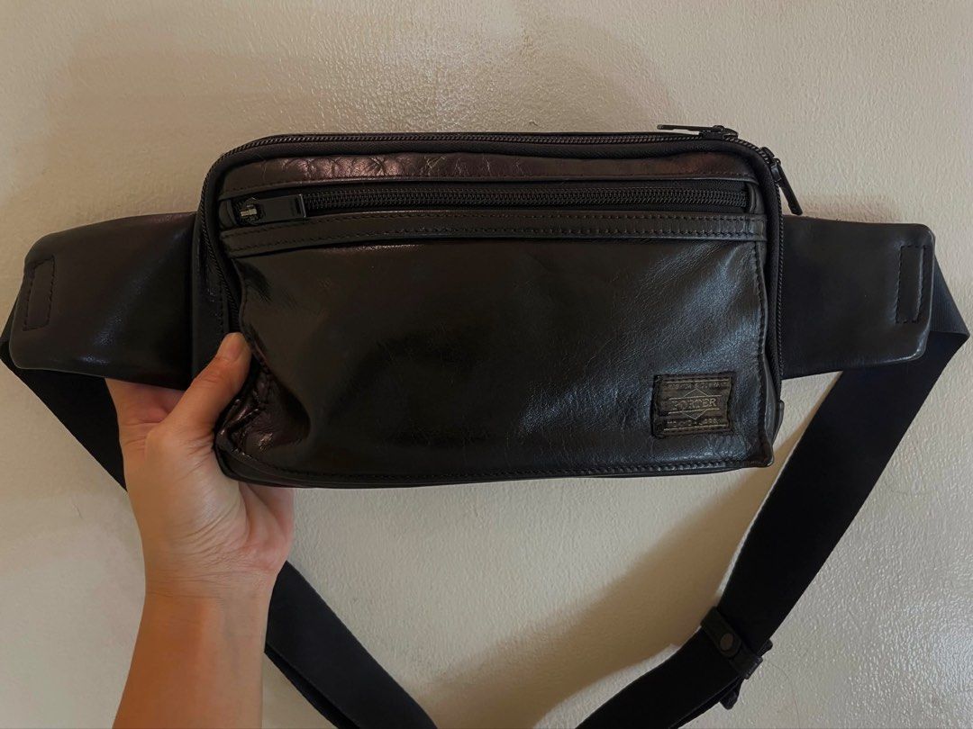 Porter Amaze Waist Bag (Category: Belt bags, Clutches and Pouches) located in Manila. Submitted by thevintagebow (Listing ID 1461125731, Image 1). Description: Sleek, supple, and brilliantly understated. 🗝️ Elevate your rotation with this refined Porter (Yoshida & Co.) Amaze Waist Bag, crafted from soft black leather and detailed with the brand’s signature woven logo patch on the front pocket. Market Comparison Our Price: ₱4,000 PHP ONLY Pre-own