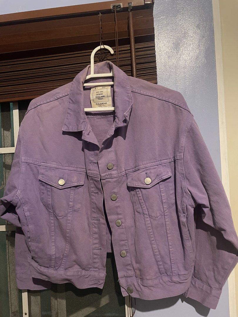 Preloved jackets (Category: Coats, Jackets and Outerwear) located in Manila. Submitted by gugoy (Listing ID 1461205481, Image 2). Description: Preloved jackets 350 each negotiable.