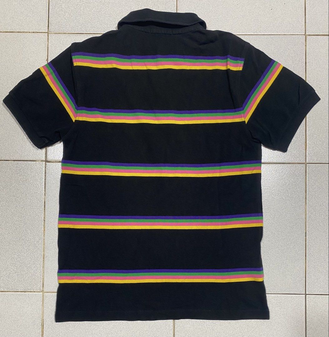 Fred Perry Poloshirt (Category: Tshirts & Polo Shirts ) located in Mandaue City. Submitted by MJ_80 (Listing ID 1461179050, Image 2). Description: Mens Fred Perry Poloshirt Small on tag Dimes: 18 X 26.5 See photos for measurements Color rate & Condition: 9.9/10 Price: 1,650 .
