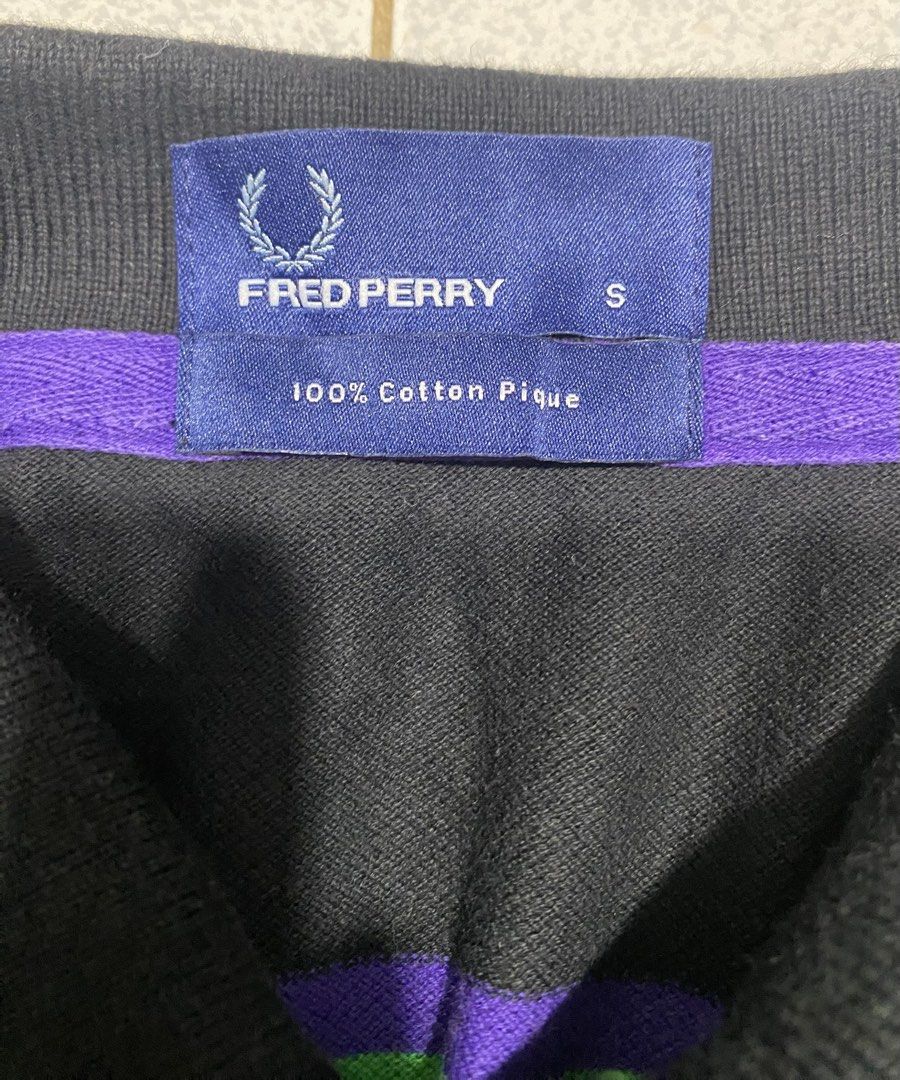 Fred Perry Poloshirt (Category: Tshirts & Polo Shirts ) located in Mandaue City. Submitted by MJ_80 (Listing ID 1461179050, Image 3). Description: Mens Fred Perry Poloshirt Small on tag Dimes: 18 X 26.5 See photos for measurements Color rate & Condition: 9.9/10 Price: 1,650 .