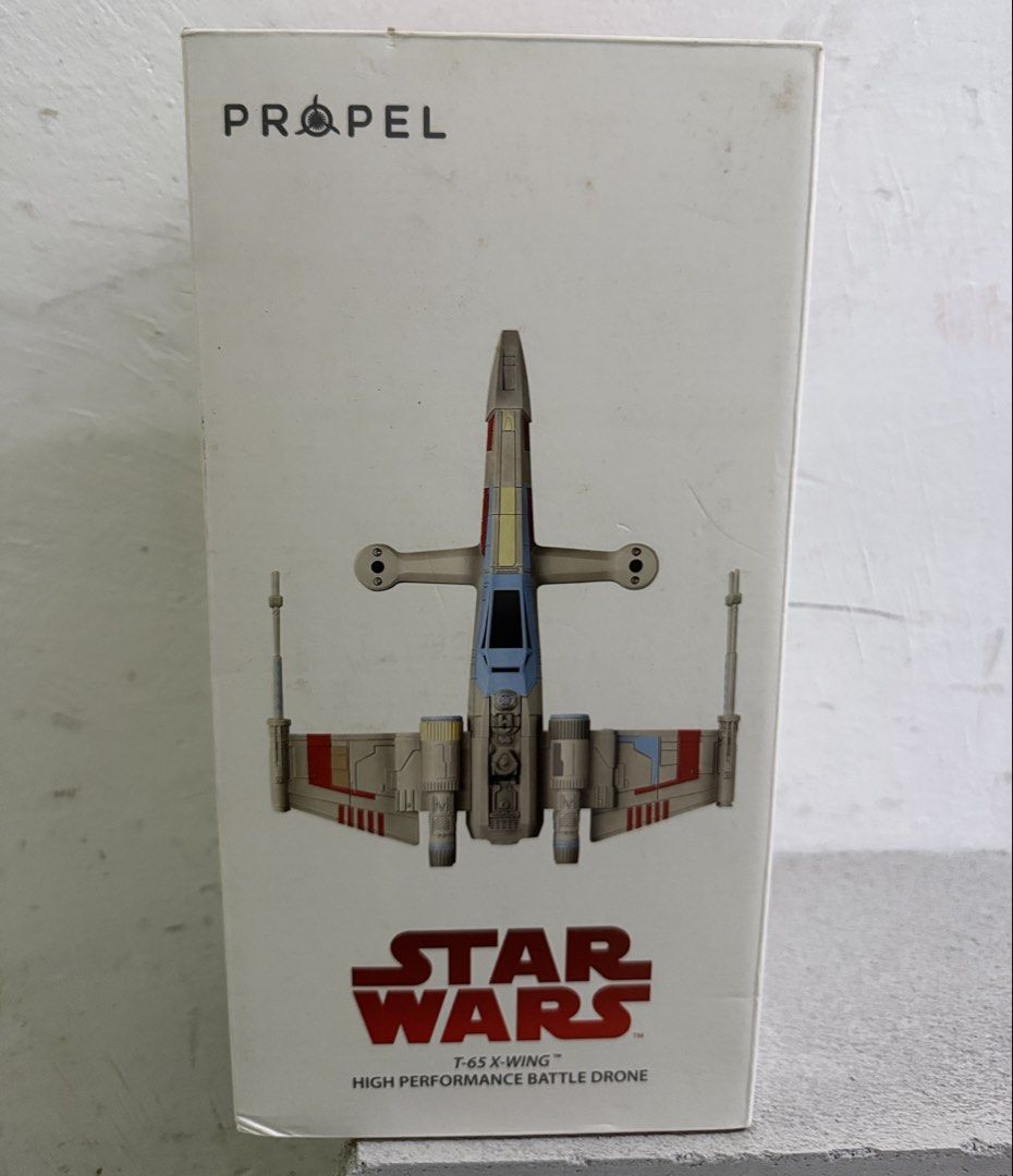 Propel Star Wars T-65 X-Wing 戰鬥無人機 （分類：汽車模型）位於 Hong Kong。 由 ohwada 提交（商品編號 1461157252，圖片 1）。簡介： Propel Star Wars T-65 X-Wing 戰鬥無人機。有智能飛行技術同埋Li-Fi通訊。可以多人對戰，最高速度30mph。有反向推進系統。送禮自用都唔錯。。