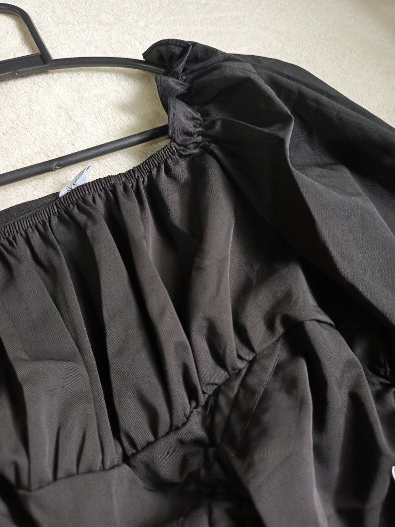 Puff Sleeve Mini Dress (Category: Dresses) located in Tacloban City. Submitted by jabiee (Listing ID 1461188494, Image 2). Description: Decluttering dress.