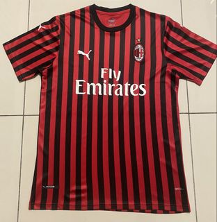 (Category: ) located in . Submitted by retro_kasut_bundle (Listing ID 1461225058, Image 1). Description: .