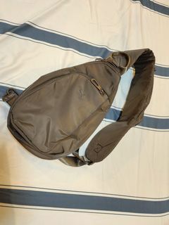 (Category: ) located in . Submitted by gwatstuffshopaholic (Listing ID 1461257754, Image 1). Description: .