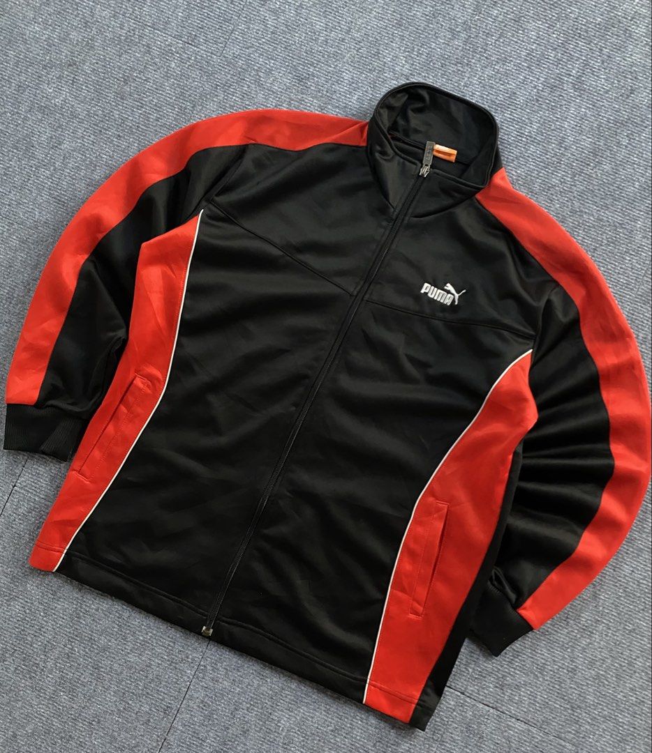 Puma trackjacket (Category: Coats, Jackets and Outerwear) located in Manila. Submitted by j4y_thrift (Listing ID 1461188028, Image 2). Description: Note: Color may due to lightning conditions please please manage your expectations since item are used.