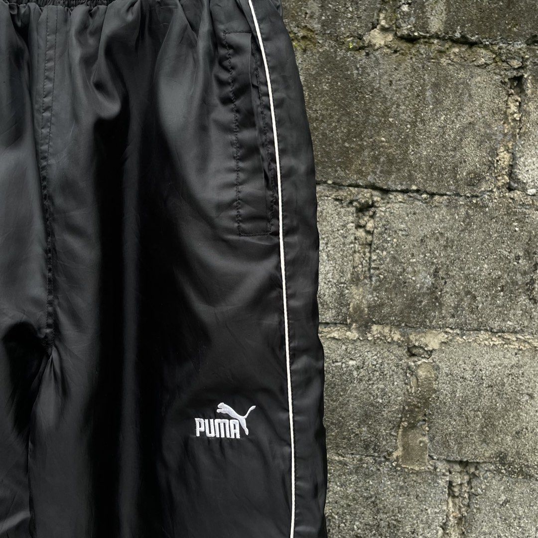 Puma Trackpants (Category: Hiking & Camping) located in Urdaneta. Submitted by rthrift_shop19 (Listing ID 1461149095, Image 2). Description: .