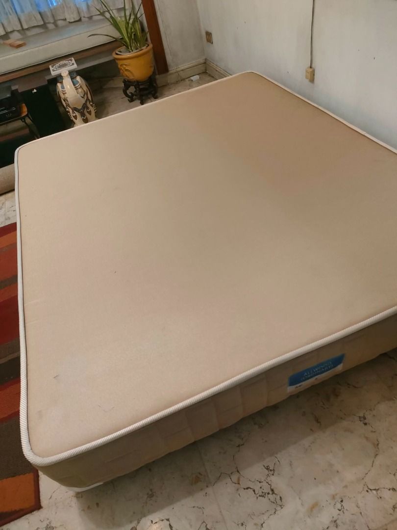 Queen Size Allwood Bed Base (Category: Bed Frames & Mattresses) located in Caloocan City. Submitted by rise-edge (Listing ID 1461302782, Image 3). Description: - Queen size bed base - All wood construction for durability - Sturdy and reliable support - Dimensions: 190 cm (Length) x 154 cm (Width) x 32 cm (Height) - Ready for its new home!.